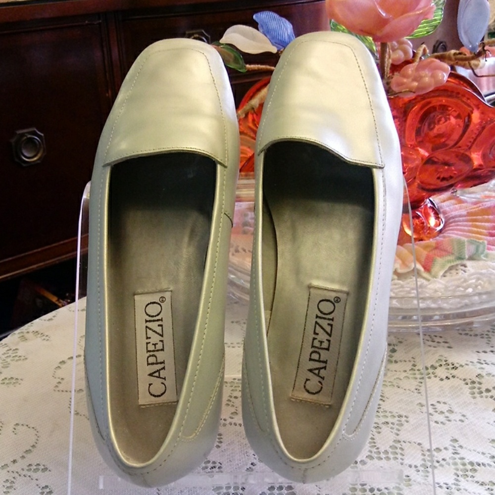 Capezio Leather loafer